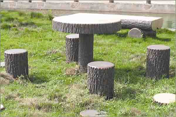 仿樹樁桌（zhuō）椅