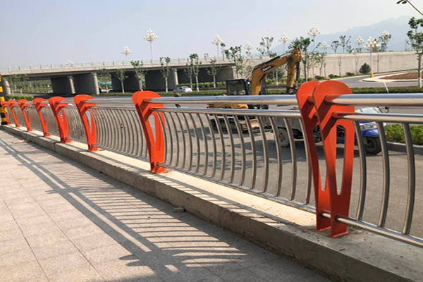 不鏽（xiù）鋼欄杆