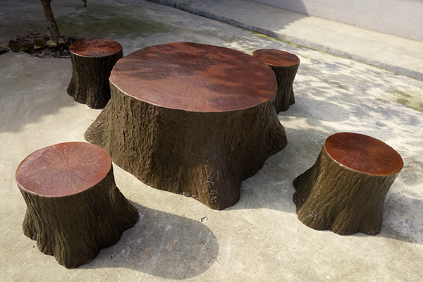 仿（fǎng）木桌子（zǐ）