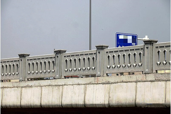 仿（fǎng）石欄杆