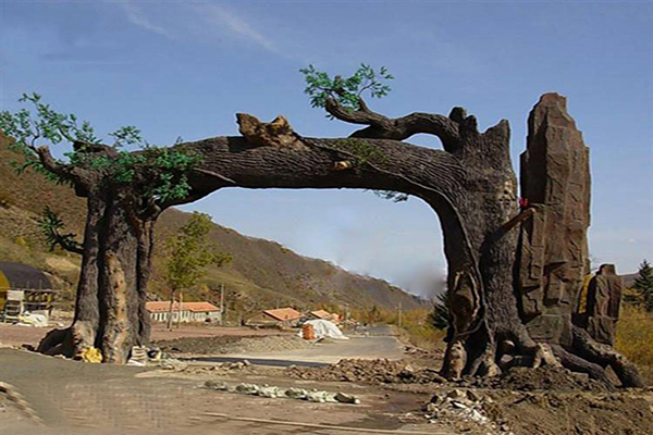 假樹大（dà）門