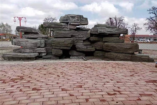 塑石假山（shān）