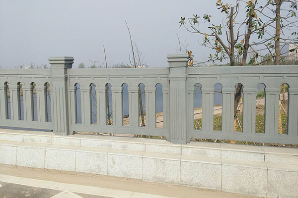 仿石欄杆（gǎn）
