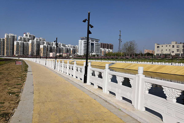 仿石欄（lán）杆