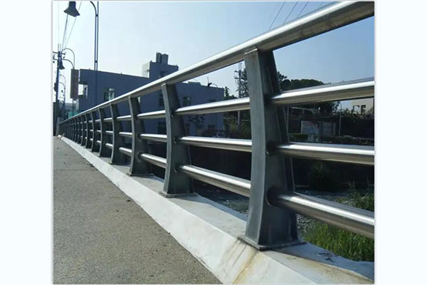 不鏽（xiù）鋼（gāng）欄杆 