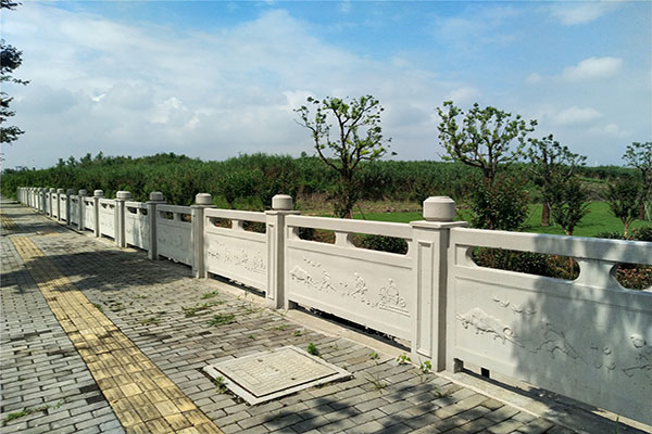 仿（fǎng）石欄杆